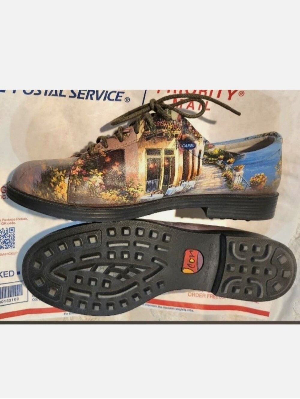 GARDEN CAFE loafers by ICON OF LOS ANGELES feature all-over print 9M EUC